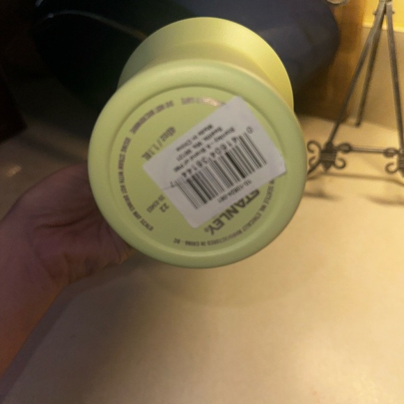 TARGET X STANLEY - LIMITED EDITION COLOR - CITRON COLOR BLOCK NWT - Picture 3 of 4